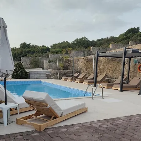 Lagoon View Apartments - Adults Only-3
