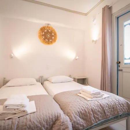 Melissa Rooms Naxos-2