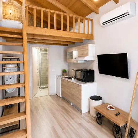 Agora Boutique Apartments Ioannina-3
