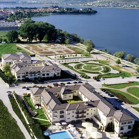Hotel Du Lac Congress Center & Spa-3