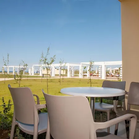 Ilion Beach Hotel-3