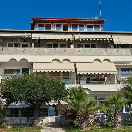 Ermioni Apartments-3