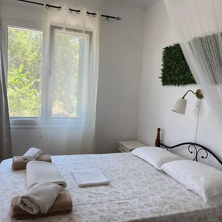 Paxos Apartments-2