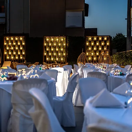 Dafni Plus Hotel-3
