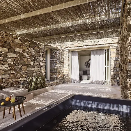 Apsila Pool Suites-3