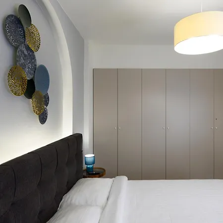 Blu & Marrone Suites-Parking Included-2
