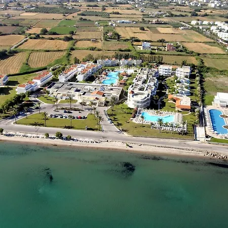 Zorbas Beach Hotel-3