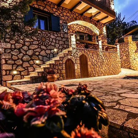 Camelia Suites-3
