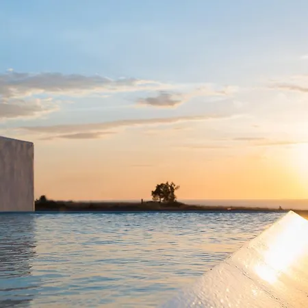 Azar Luxury Villas & Suites-3