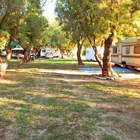 Camping Mithimna-3