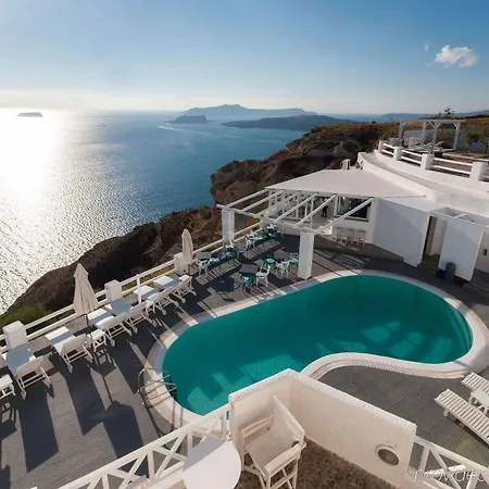 Artemis Suites-3