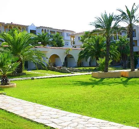 Aristoteles Beach-3
