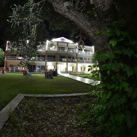 Crown Hotel-3