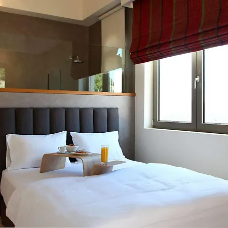Seleni Suites Boutique Deluxe-3