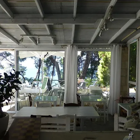 Dryades Hotel-2