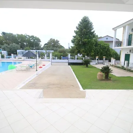 Umbrella Beach Apartments-2