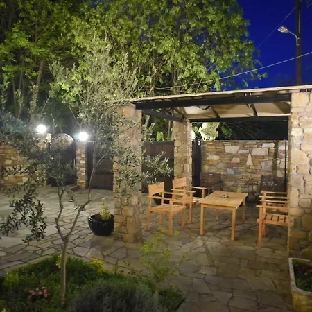 Santa Marina Guesthouse-3