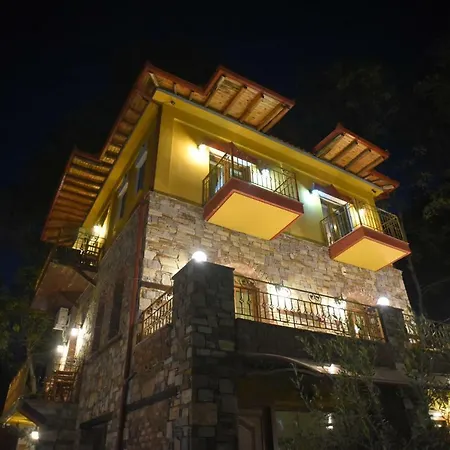 Santa Marina Guesthouse-2