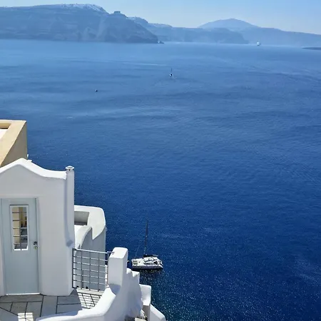 Oia Suites-2