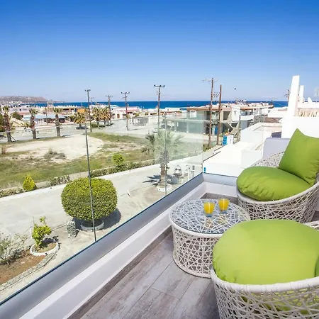 Ammos Luxury Suites-2