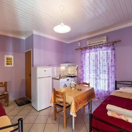 Efthalia Apartments & Studios-3