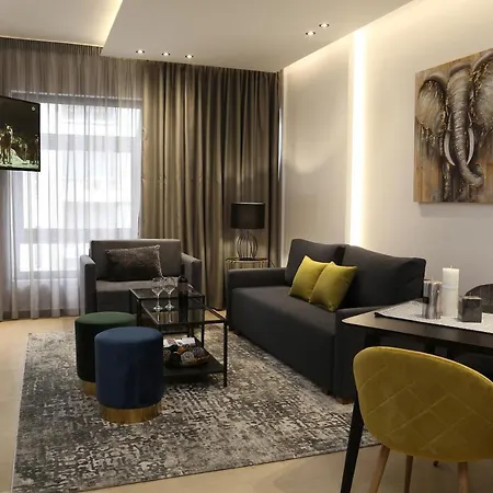 Zh Luxury Suites-3
