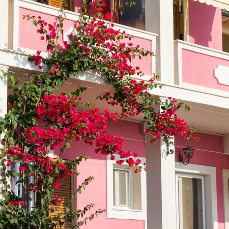 Niki Sunrise Apartments-3