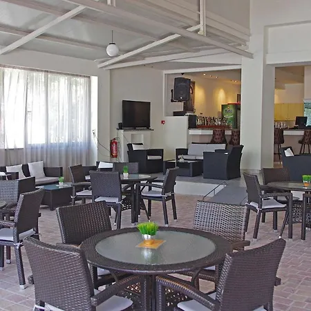 Sun Beach Hotel-2