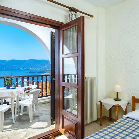 Kritikos Apartments-2