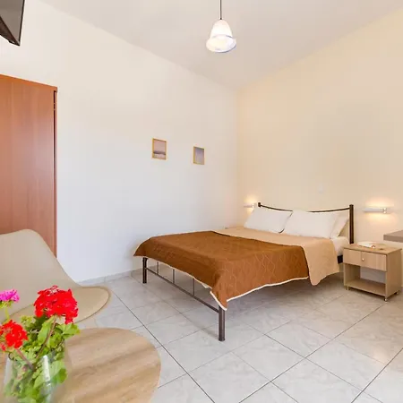 Onar Rooms & Studios-2