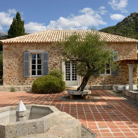 The Patrick & Joan Leigh Fermor House-2