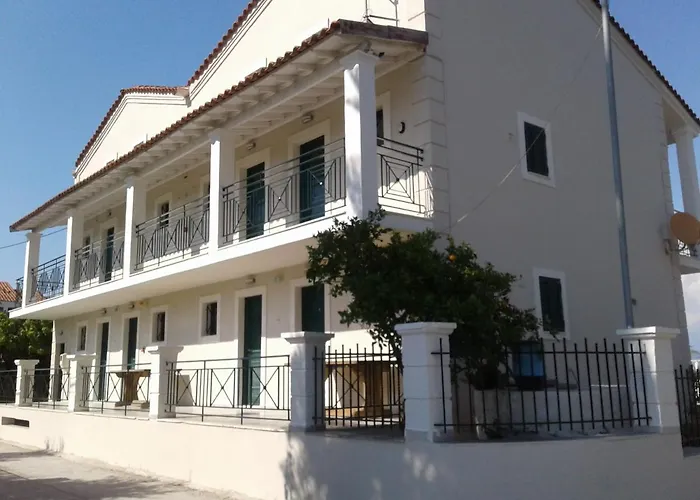 Umbrella Beach Apartments