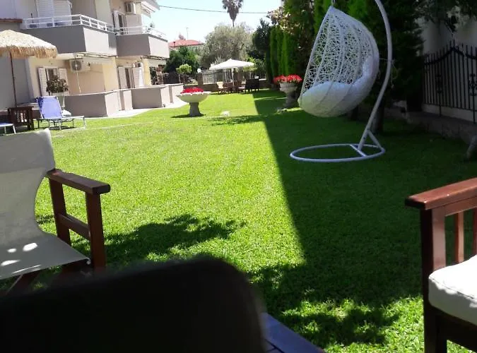 Michel Mar Studios & Apartments Neos Marmaras