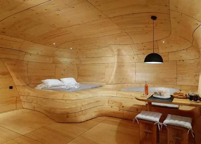 Hyades Mountain Resort