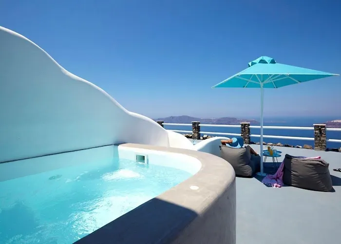 Adore Santorini