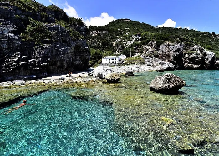 Mylopotamos Beach House