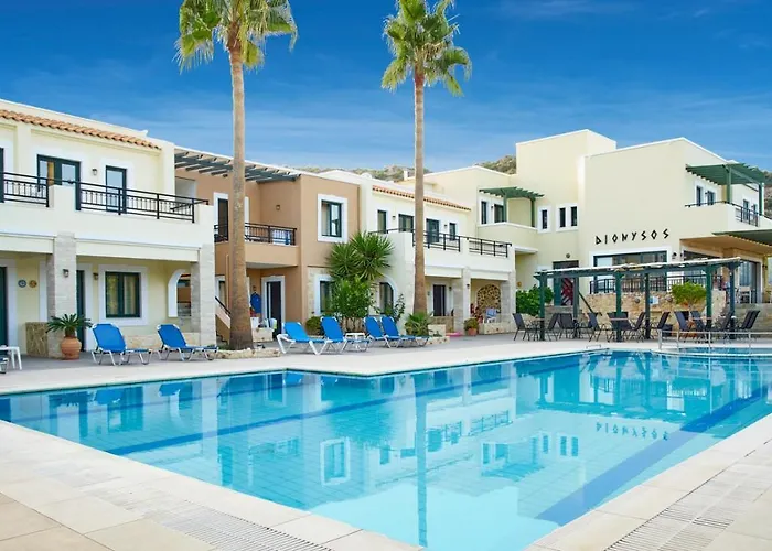 Dionysos Apartments & Studios