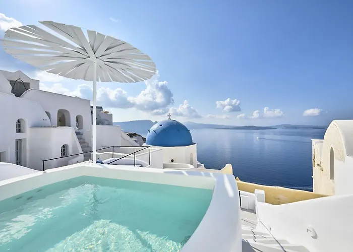 Cave Suite Oia