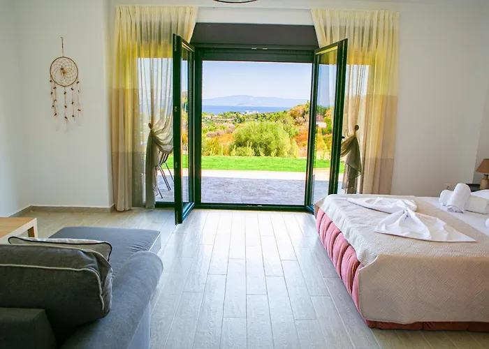 Ethereal Hilltop Suites Χανιώτη