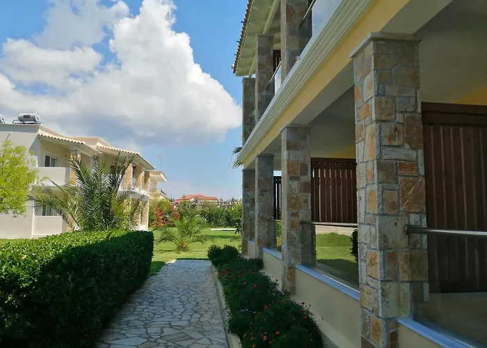 Serena Hotel