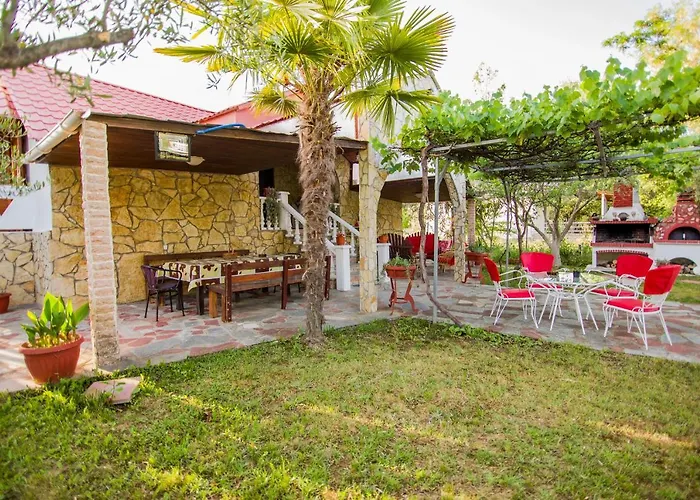 Villa Touzla