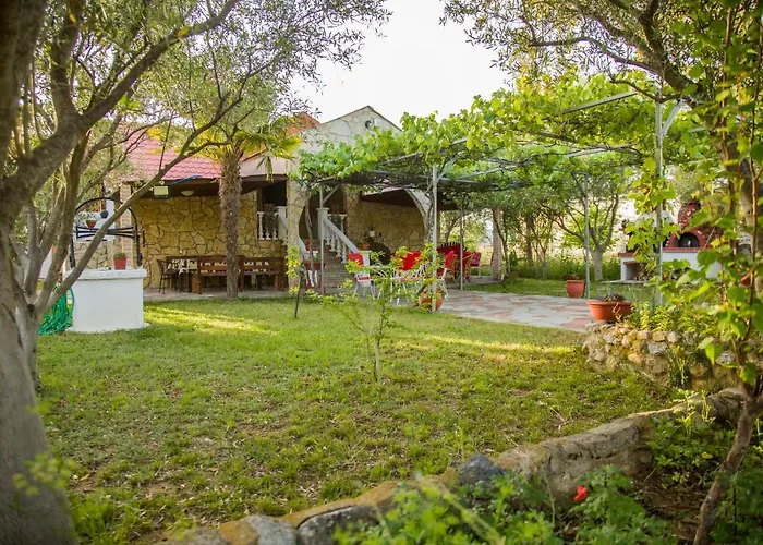Villa Touzla
