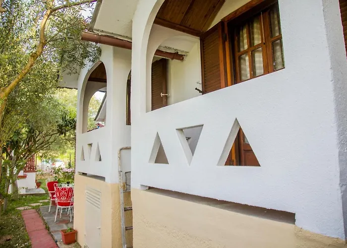 Villa Touzla Οφρύνιο