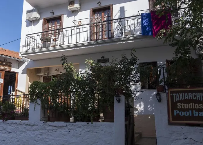 Taxiarchis Apartments