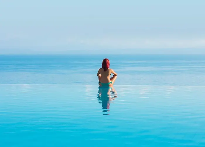 Alia Palace Hotel & Villas