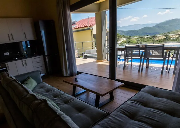 Santakira Villas