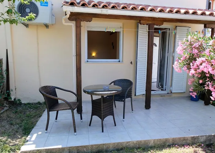 Taxiarchis Apartments