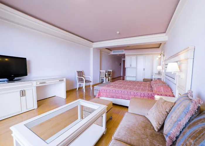 Kandia'S Castle Resort & Thalasso Nafplio Tolo