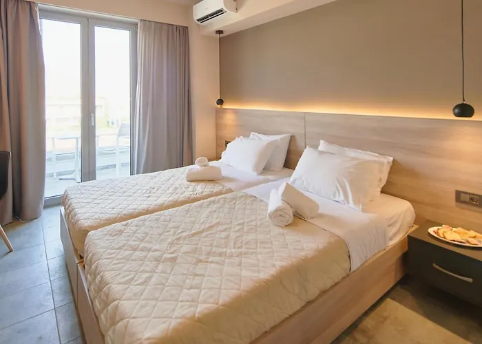 Sunny View Hotel Andimakhia