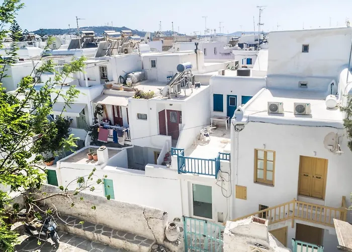 Mykonos Vibes Downtown Townhouse